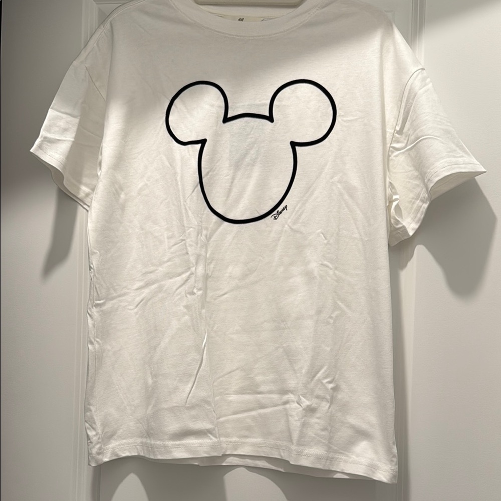 Disney Mickey Mouse White and Black Short Sleeve Tee